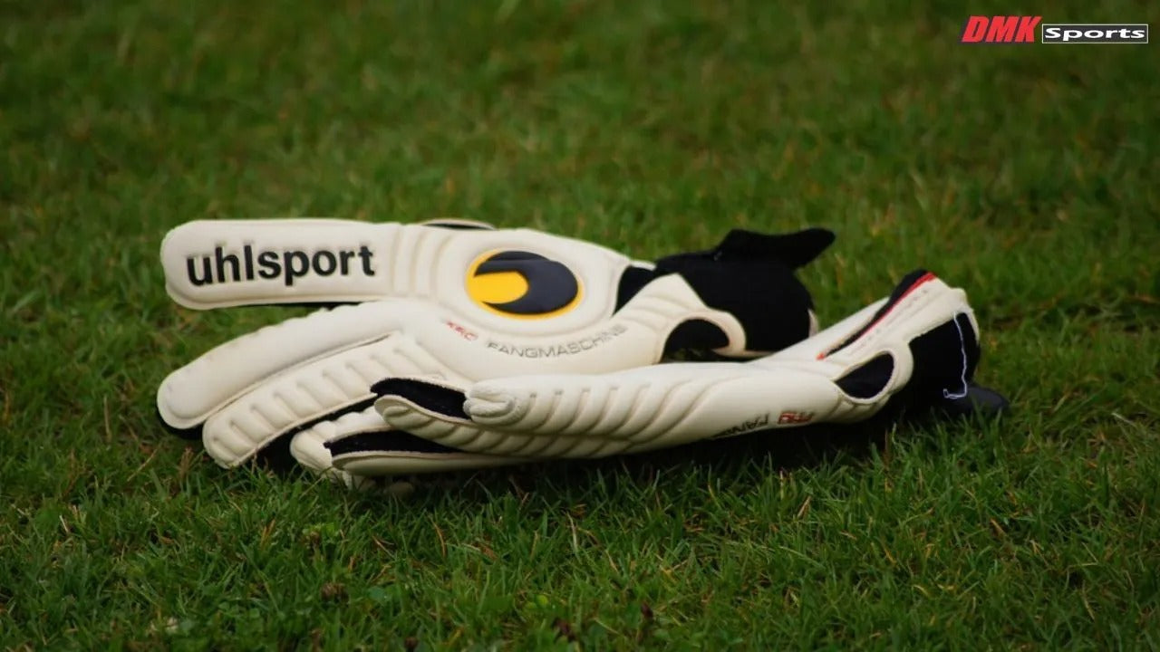 Best Youth Soccer Goalkeeper Gloves: Built for Grip, Comfort, and Protection