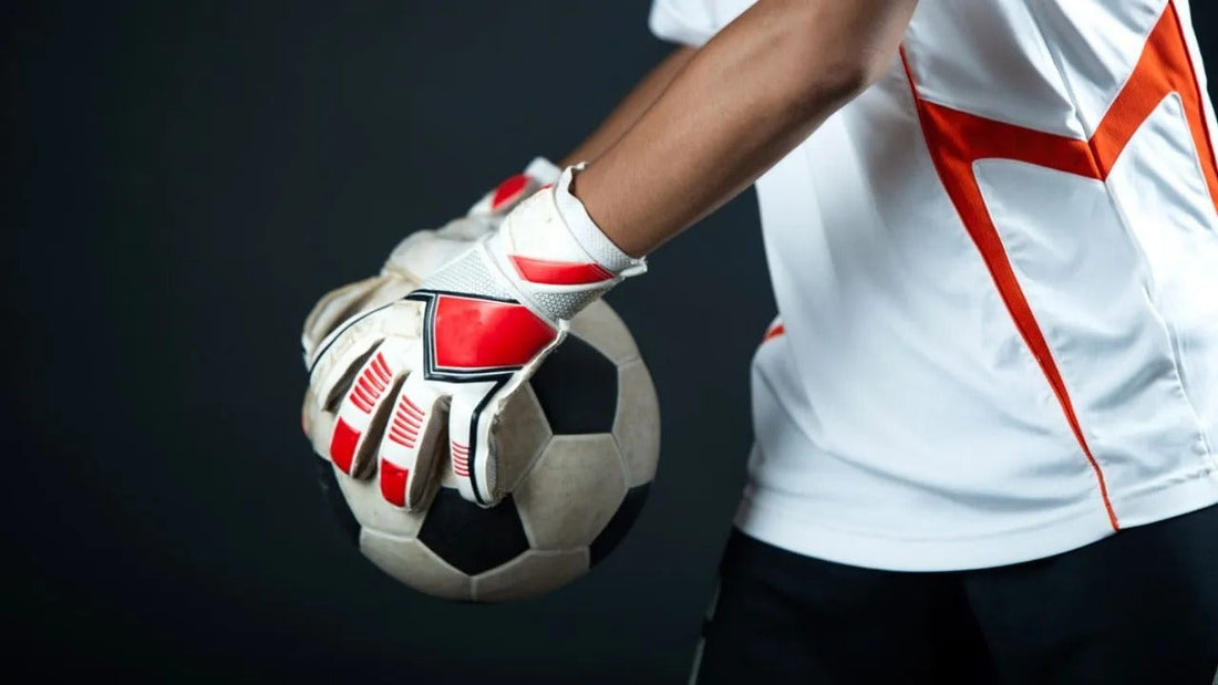 5 Simple Truths About Finger Save vs Non-Finger Save Gloves Every Keeper Should Know