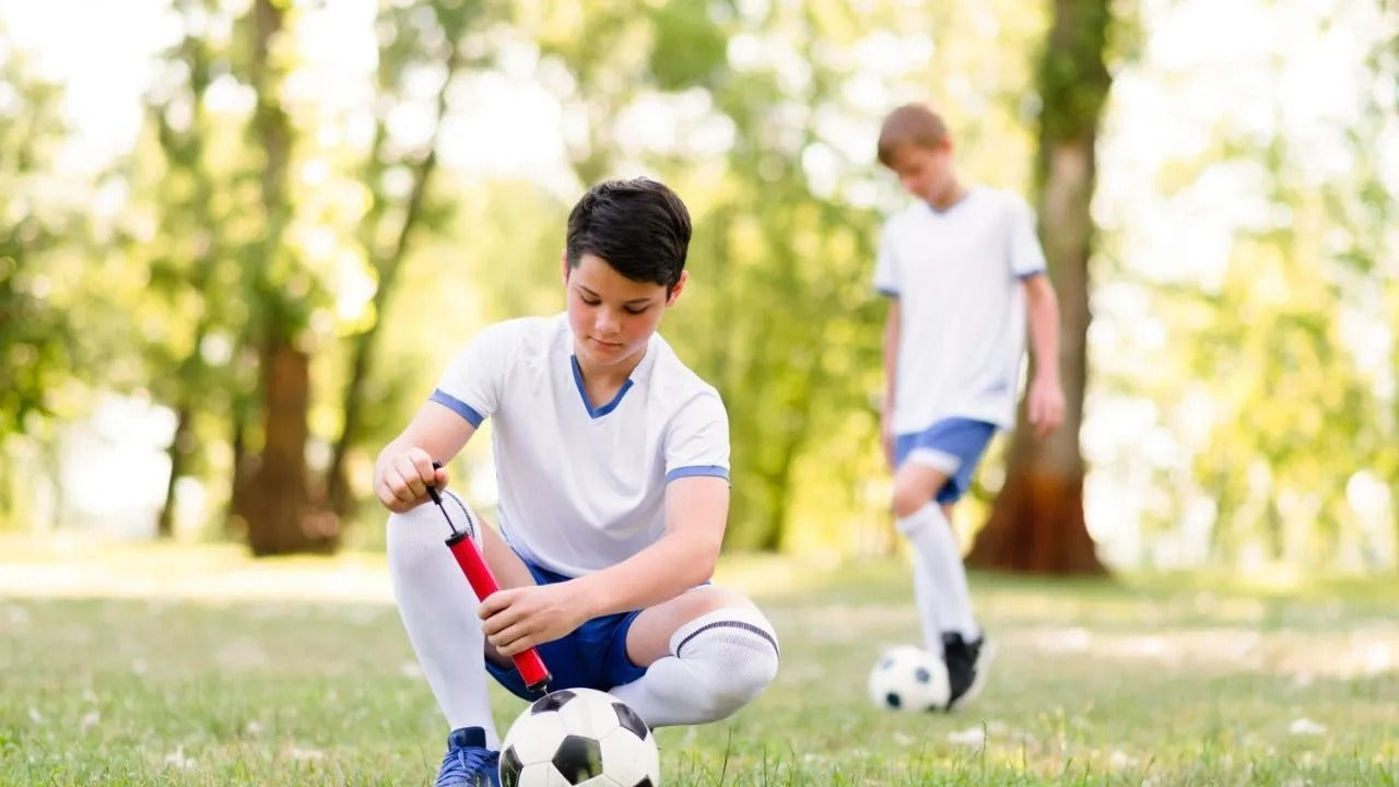 How to Inflate a Soccer Ball: 7 Simple Ways to Check the Right Pressure