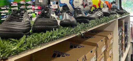 How to Pick the Best Soccer Cleats for Defenders?
